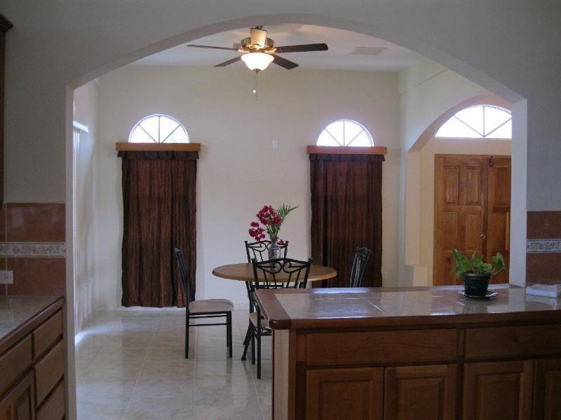 Villa San Juan Belmopan Exterior foto